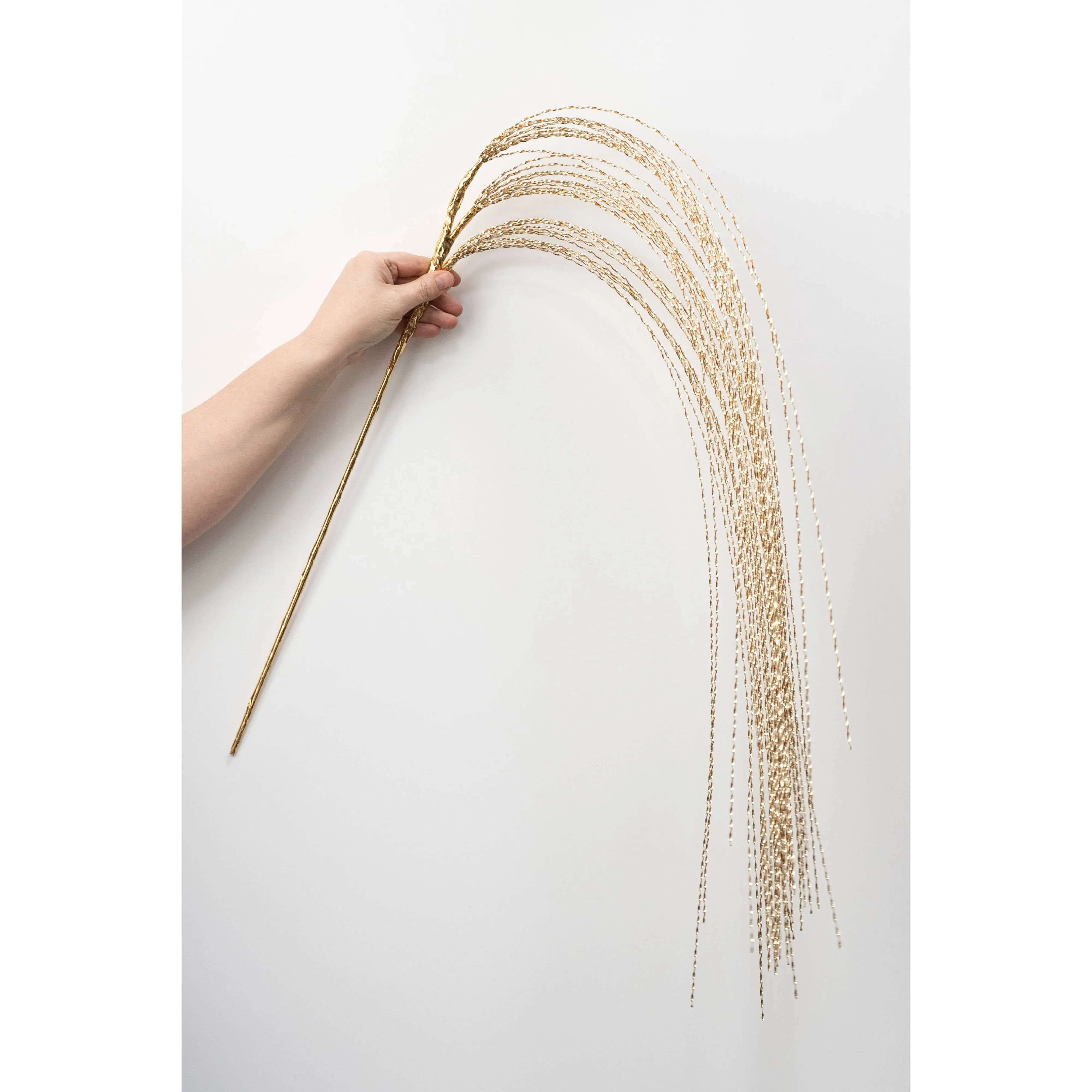 48" Metallic Twisted Grass Spray: Gold