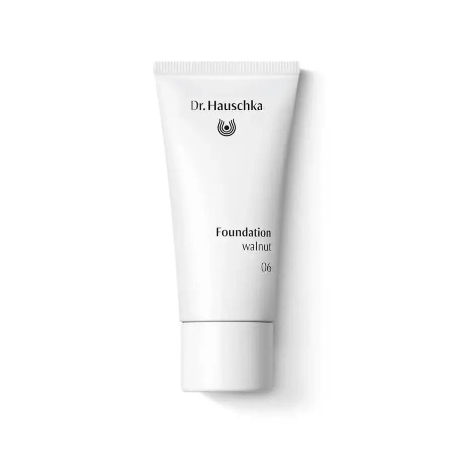 Dr. HAUSCHKA Foundation (06 Walnut) 30ml