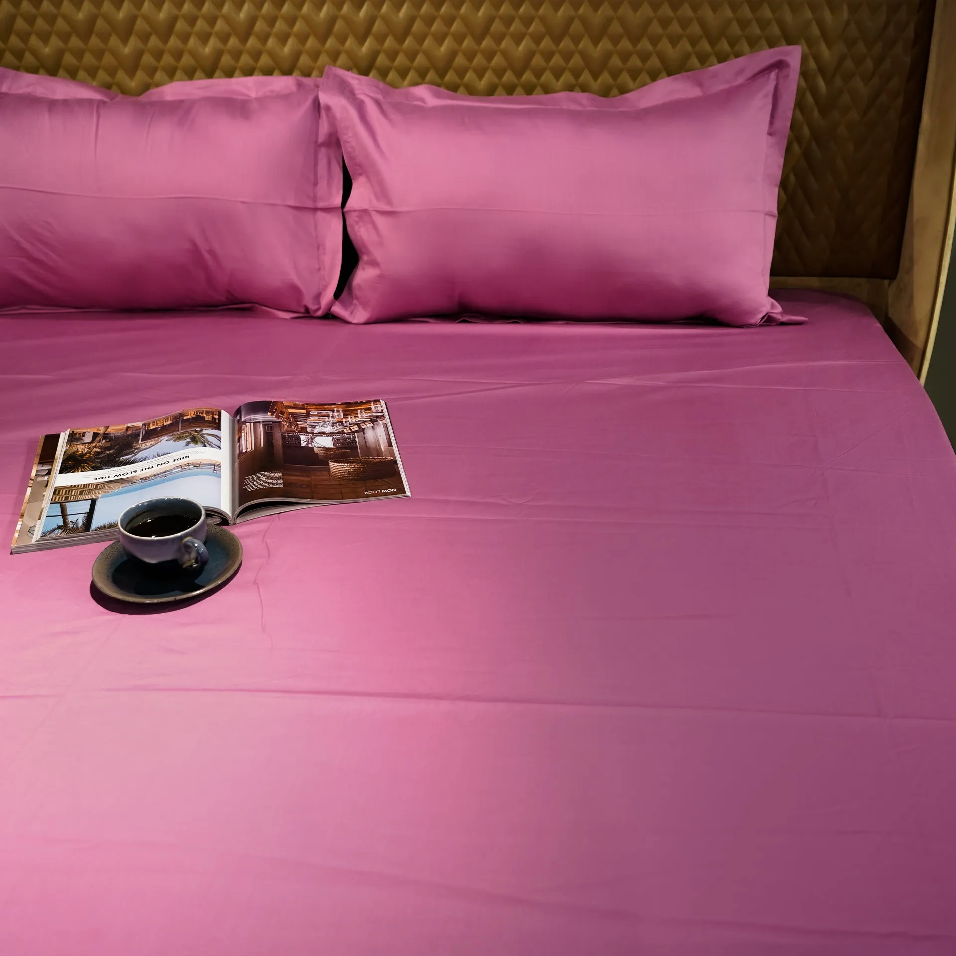 Pink Paradise Bedsheet with 2 Pillow Covers